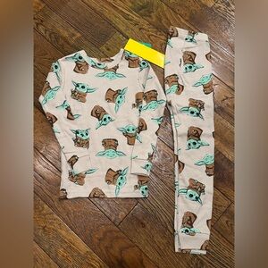 Gap Star Wars Mandalorian Grogu 100% Cotton Pajamas 4 Years Toddler